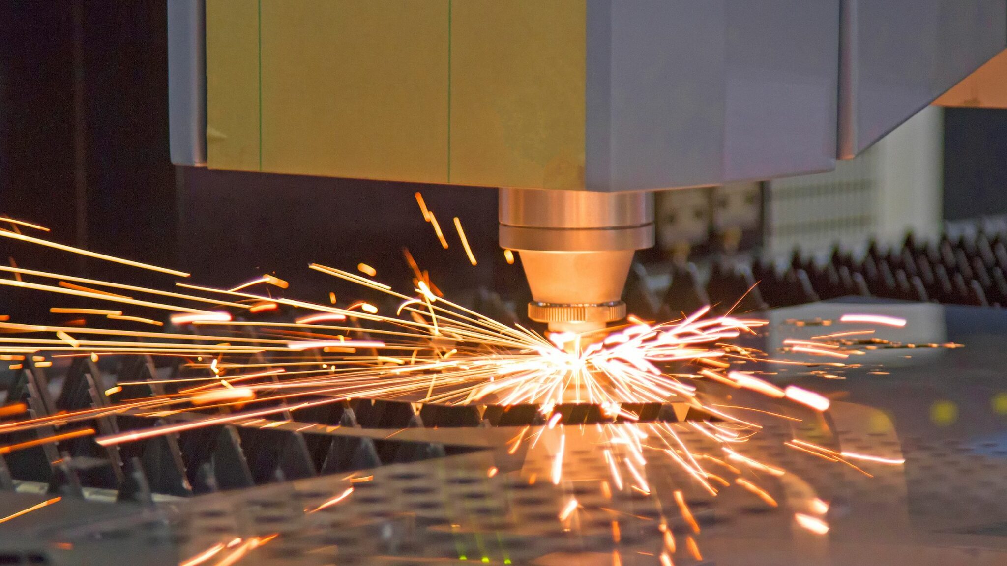 מכונת חיתוך לייזר CNC